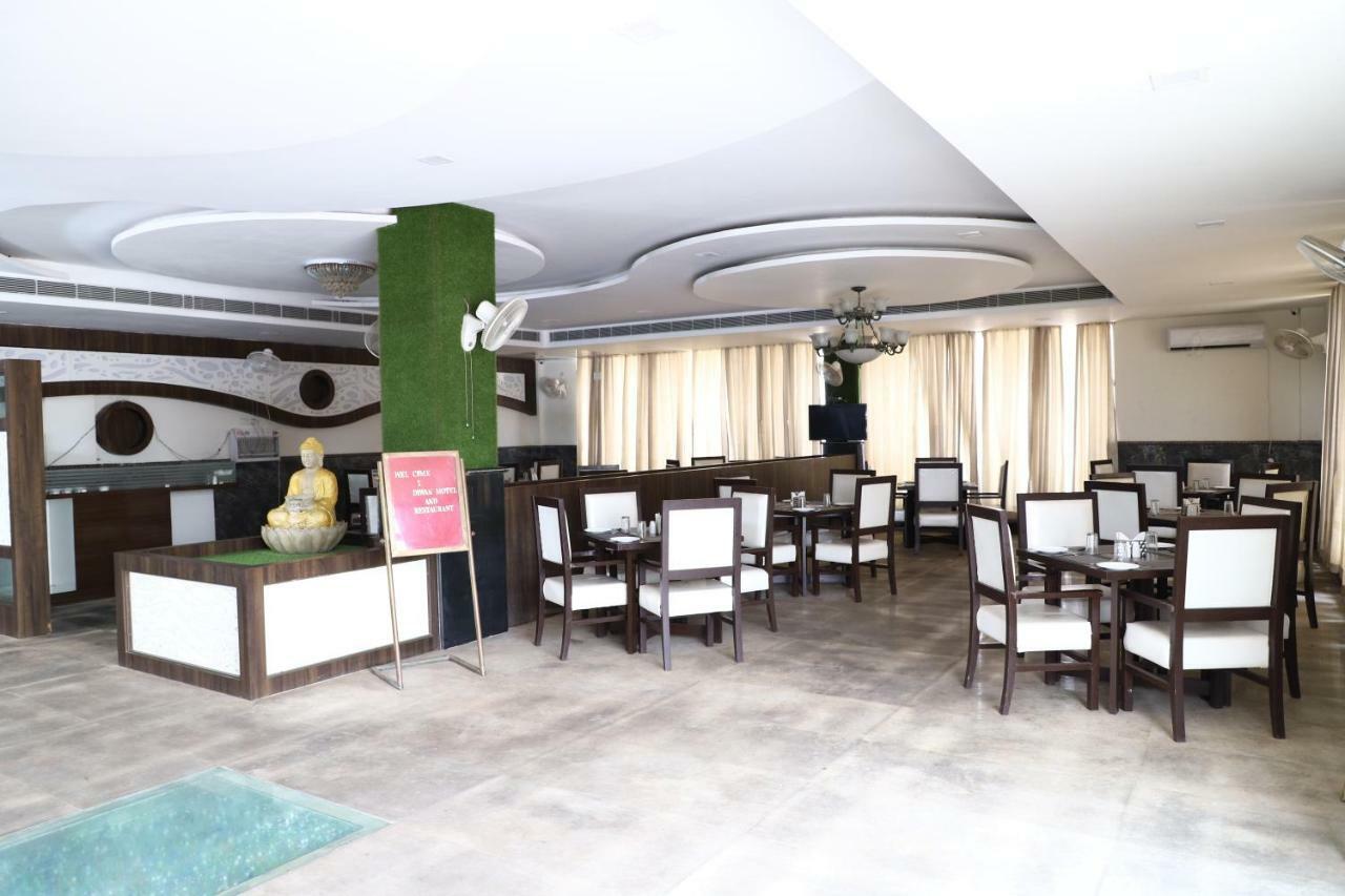 Diwan Hotel And Restaurant Surkhi Eksteriør bilde