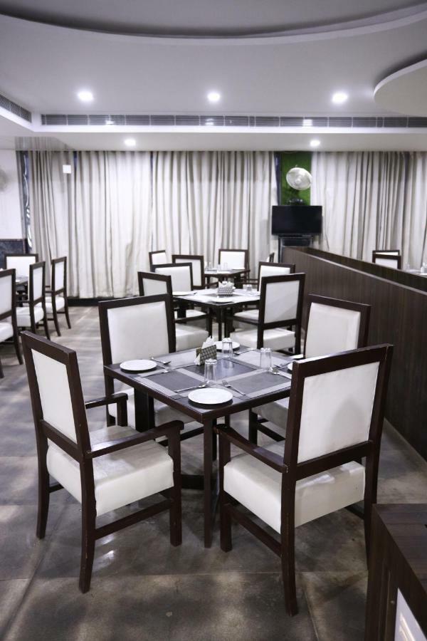 Diwan Hotel And Restaurant Surkhi Eksteriør bilde